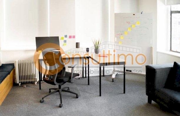 Bureau à acheter 593 m² - Lormont